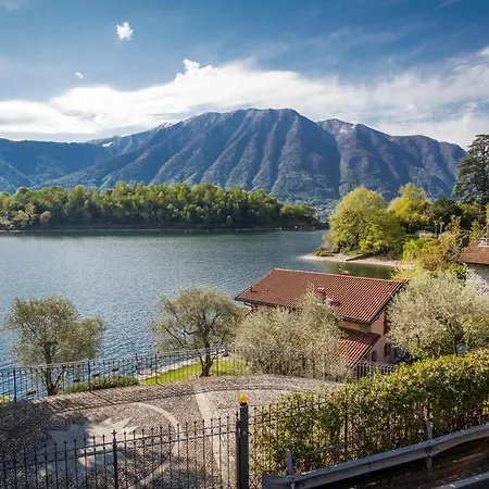 Anna Enchanting View On Isola Comacina