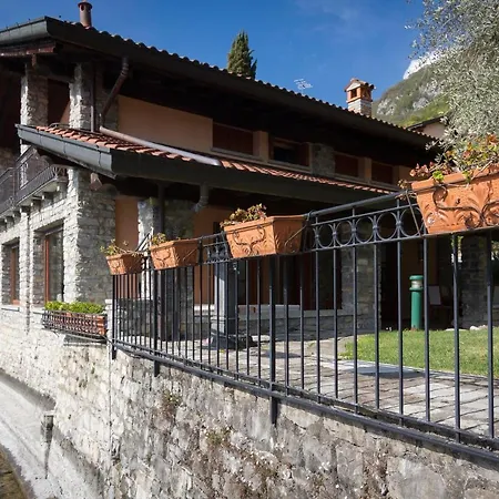 Villa Anna Enchanting View On Isola Comacina *