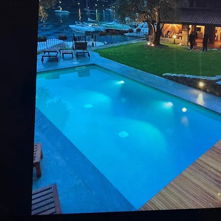 Anna Enchanting View On Isola Comacina Villa Ossuccio