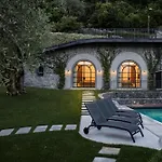 빌라 Anna Enchanting View On Isola Comacina