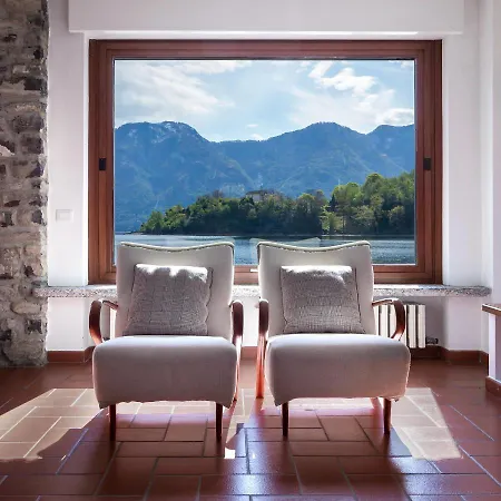 Anna Enchanting View On Isola Comacina Villa Ossuccio