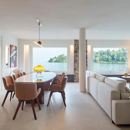 Anna Enchanting View On Isola Comacina * Ossuccio