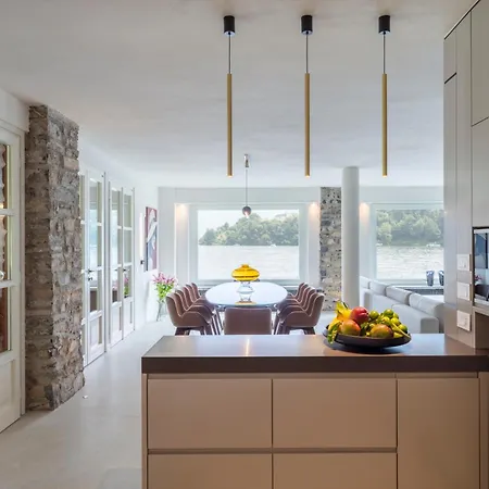 Anna Enchanting View On Isola Comacina Ossuccio