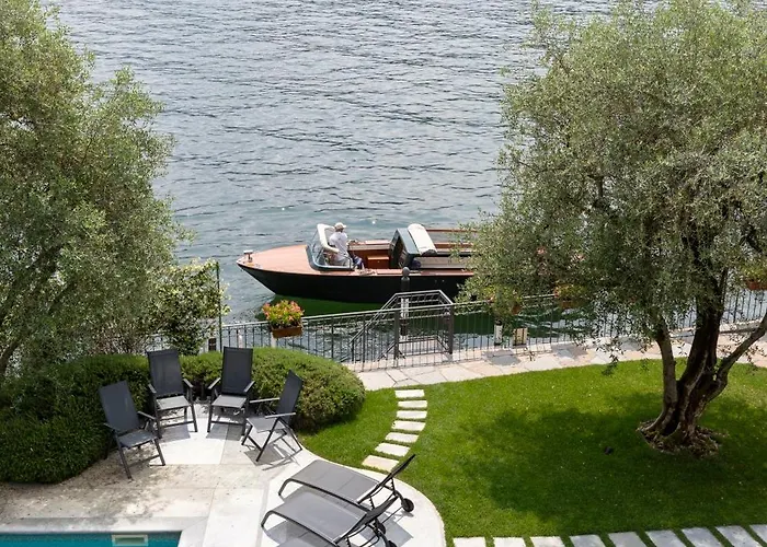 Vila Anna Enchanting View On Isola Comacina *